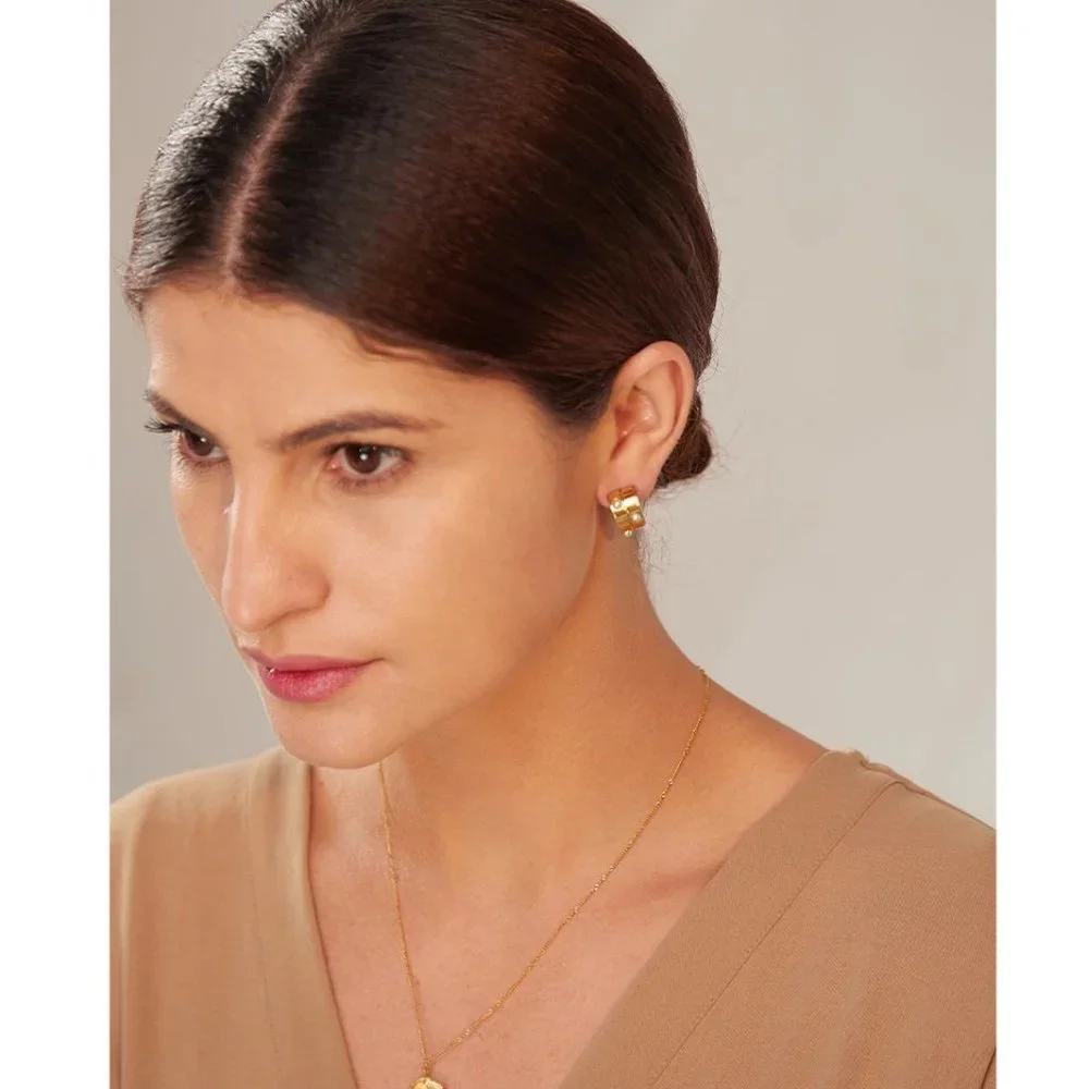 New 18K Gold Plated Pearl Hoop Earrings - Picture 5 of 6